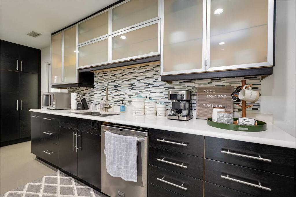 Villa Uf Sunshine House - Patio & Bbq - Chef Kitchen - Ev Car Station - Upscale Neighborhood! Gainesville Esterno foto
